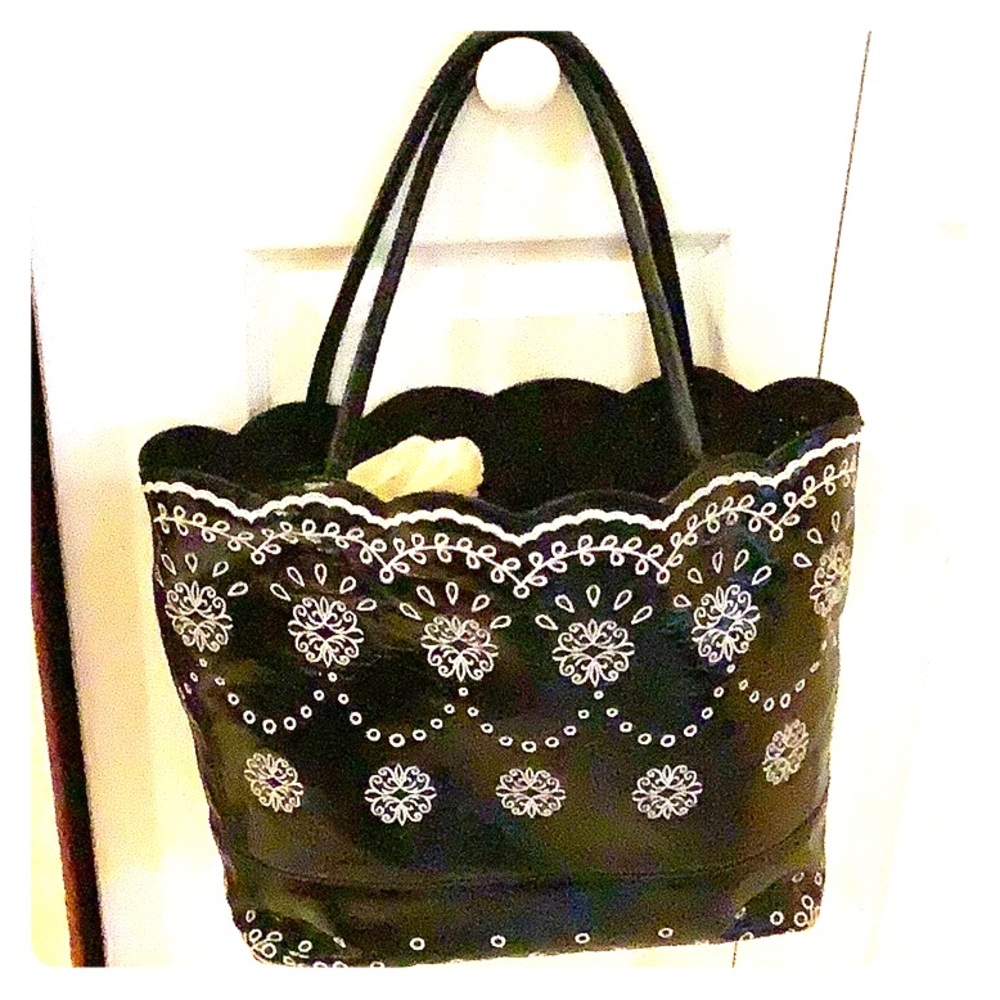 Black purse